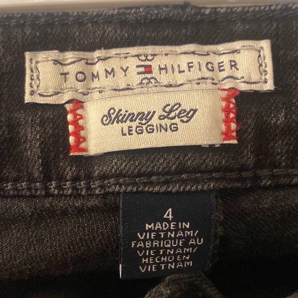 Tommy Hilfiger black skinny leg leggings size 4 - Picture 2 of 5